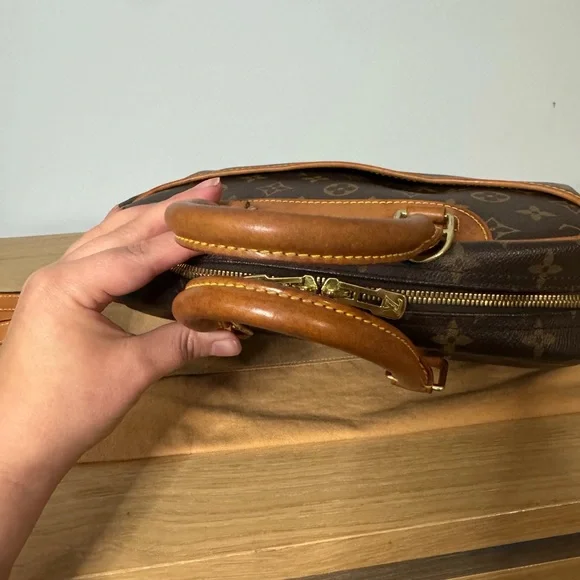 Vintage Louis Vuitton Trouville handbag - Picture 4 of 16